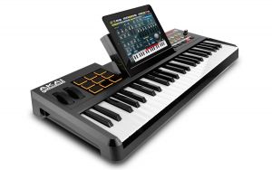 SynthStation49