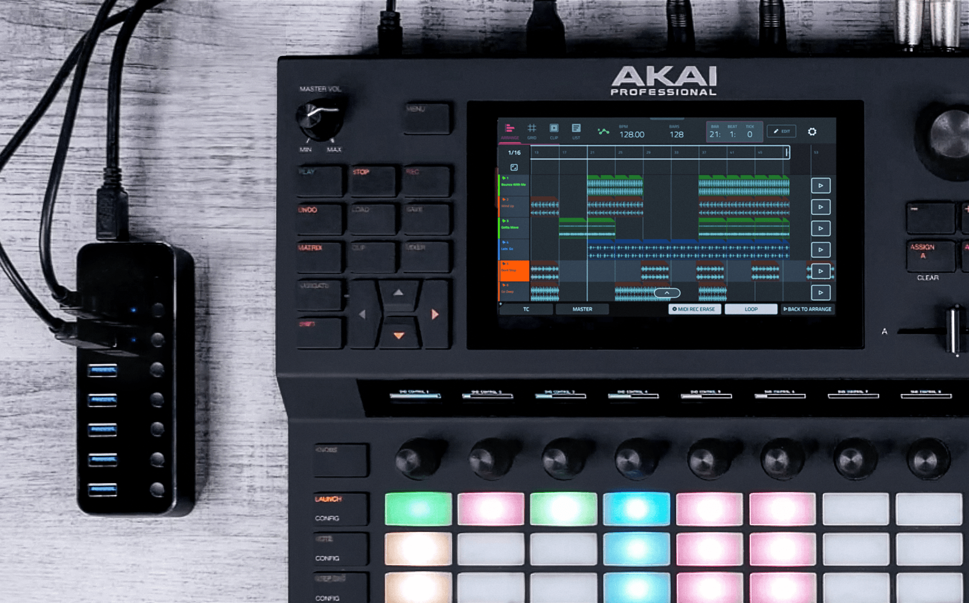 FORCE Standalone Clip Launching Machine | Akai Pro