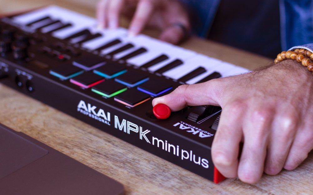 MPK Mini Plus 37-key Compact Keyboard Controller | Akai Pro